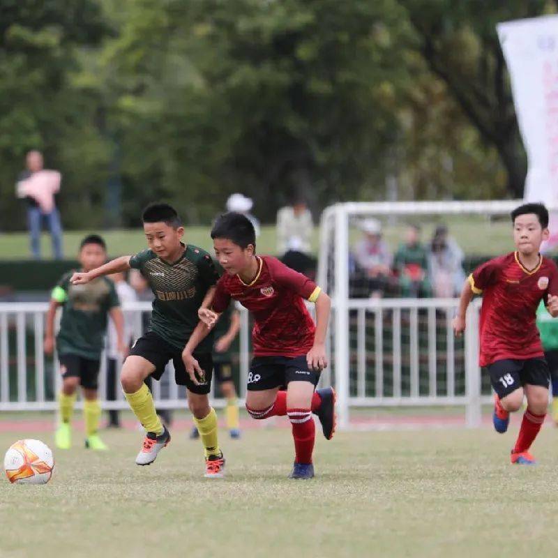 江苏省足协青训俱乐部联赛冠军赛在扬州开赛“太阳集团tyc”(图5)
江苏省足协青训俱乐部联赛冠军赛在扬州开赛“太阳集团tyc”(图5)